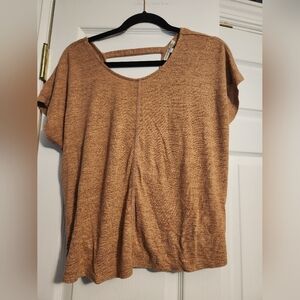 EXPRESS Top, half open back
